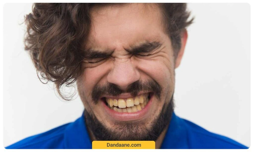 علائم و نشانه های دندان قروچه در خواب