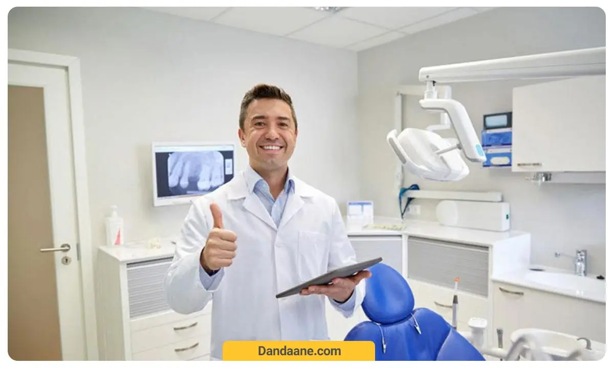 تصویر یک پزشک در مطب 